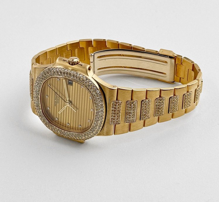 Patek Philippe Nautilus 3800 5 Yellow Gold Glided Gold Diamond Dial 1984