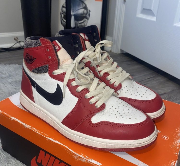 Air Jordan 1 Chicago Lost And Found Size 8 5