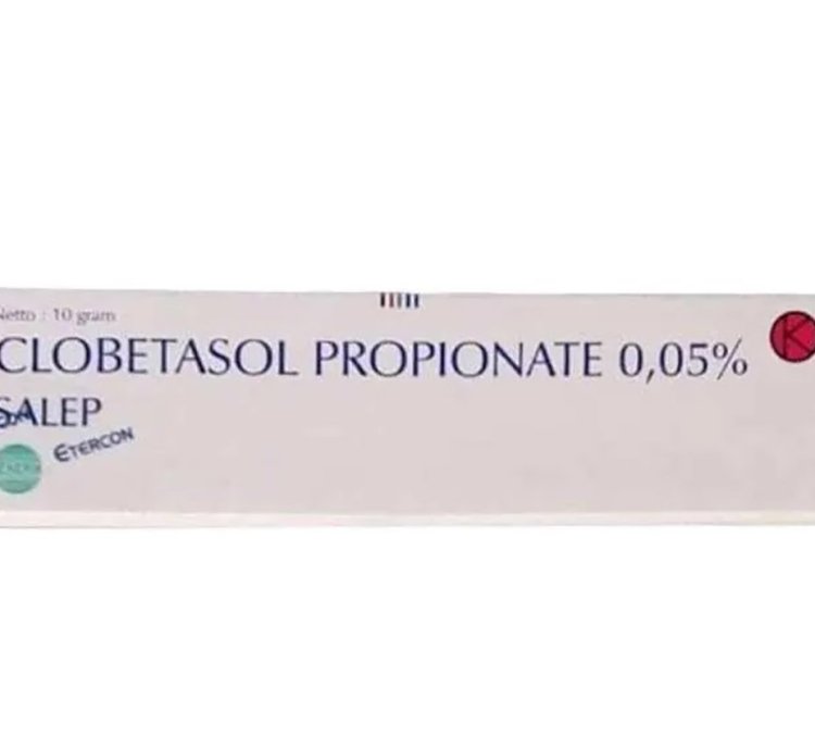Clobetasol Propionate 005 Ointment