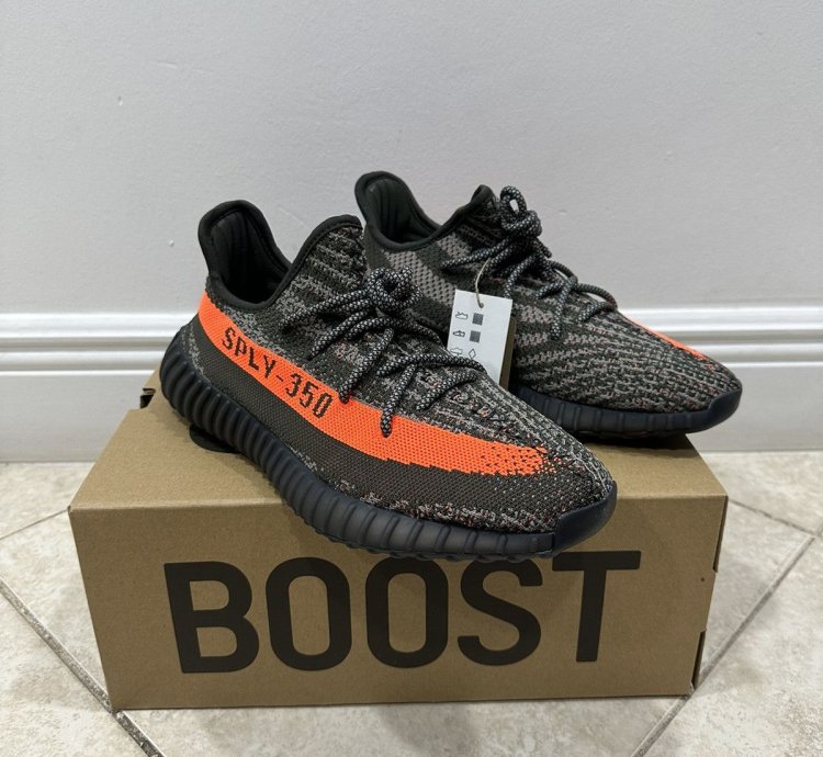 Yeezy 350 Carbon Beluga
