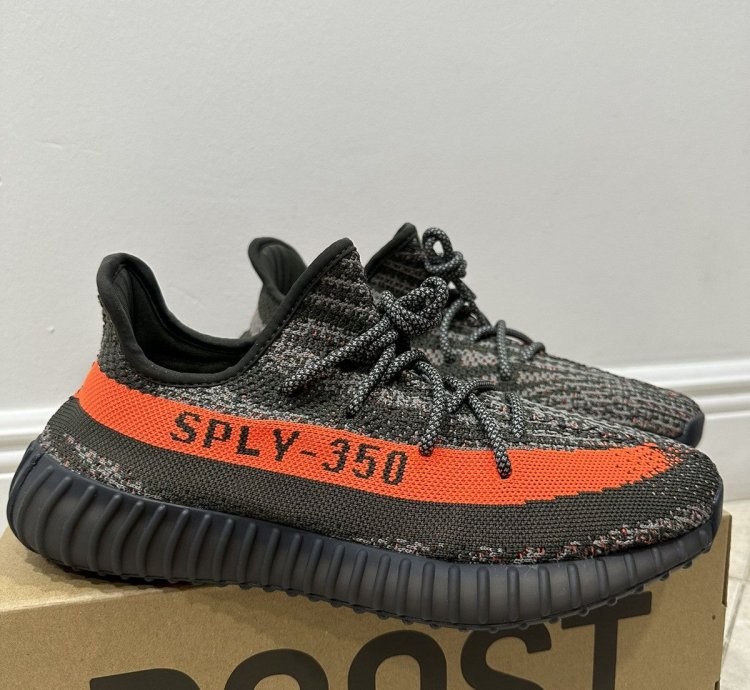 Yeezy 350 Carbon Beluga