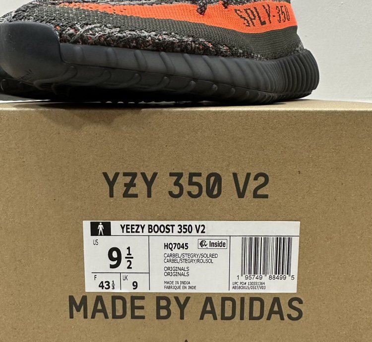 Yeezy 350 Carbon Beluga
