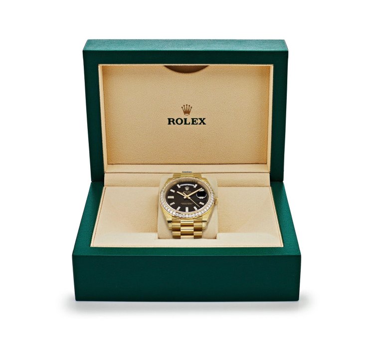 Rolex Day-date 40 228348rbr Yellow Gold Black Diamond Dial Diamond Bezel