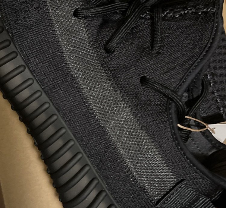 Yeezy 350 Onyx