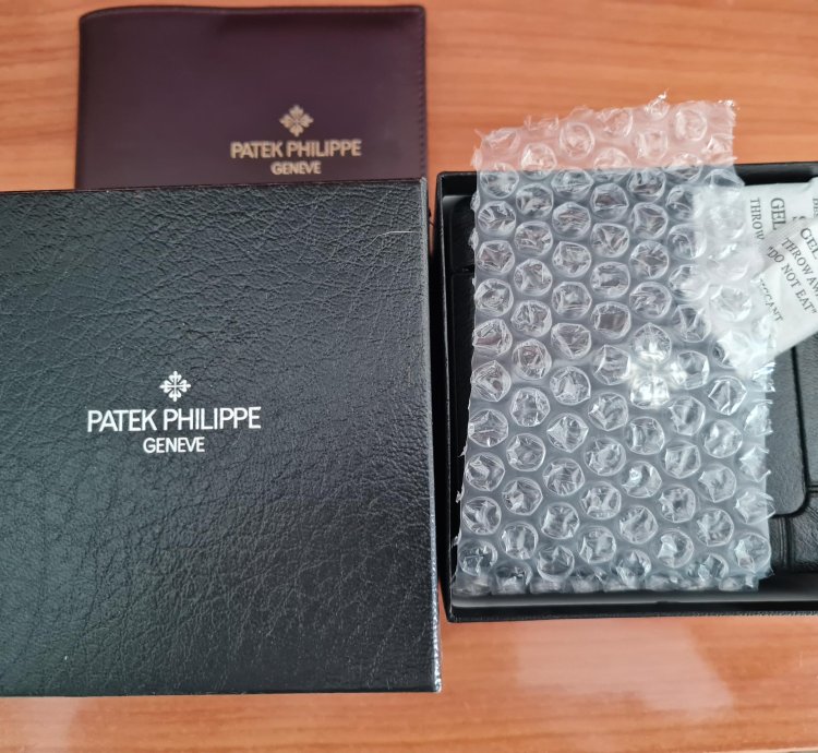 Patek Philippe Nautilus 3800 Full Set