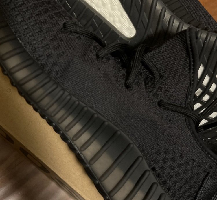 Yeezy 350 Onyx