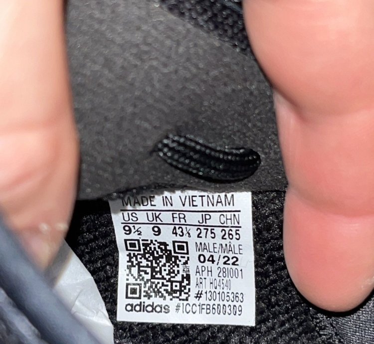 Yeezy 350 Onyx
