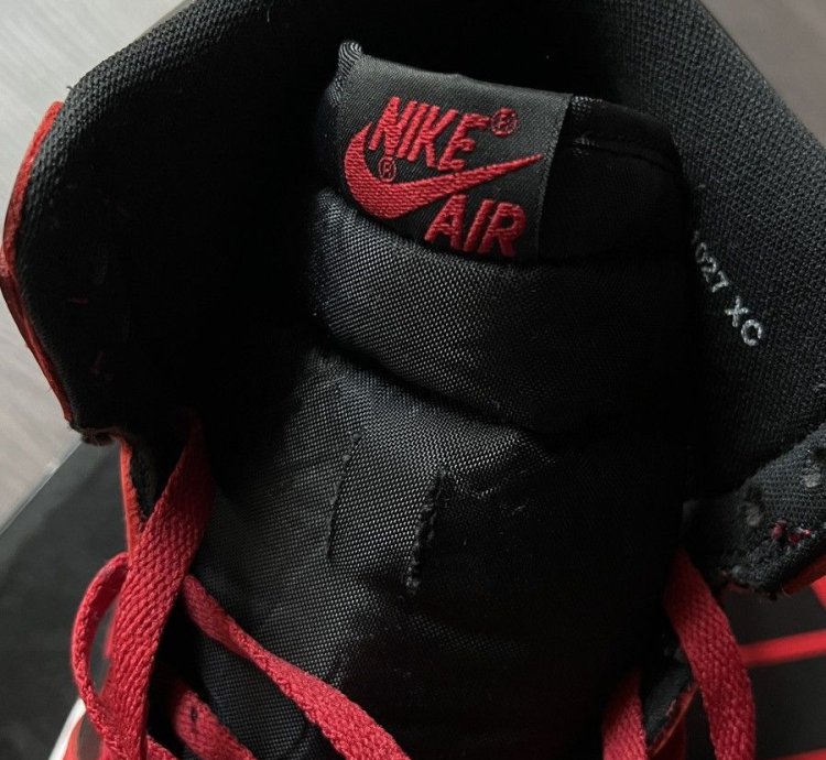 Air Jordan 1 Hi 85