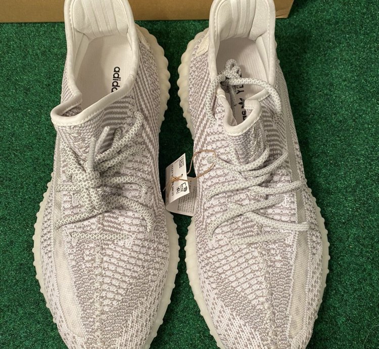 Yeezy 350 Static Non Reflective