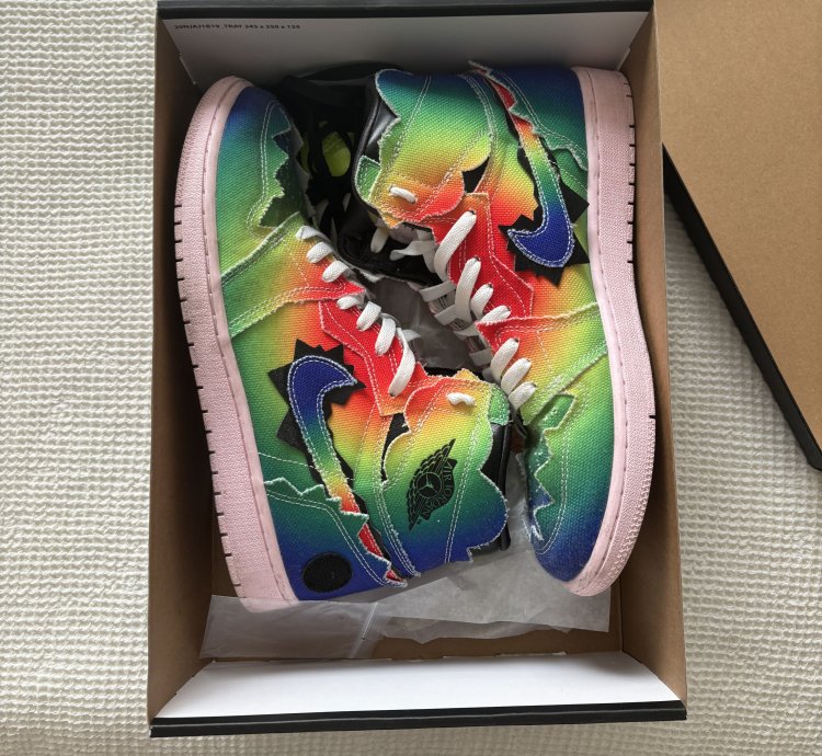 Air Jordan 1 High Balvin - 11 - Barely Worn