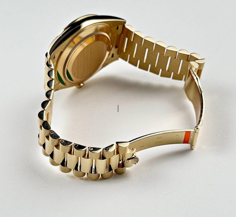 Rolex Day-date 40 228348rbr Yellow Gold Green Roman Numeral Dial Diamond Bezel 2024