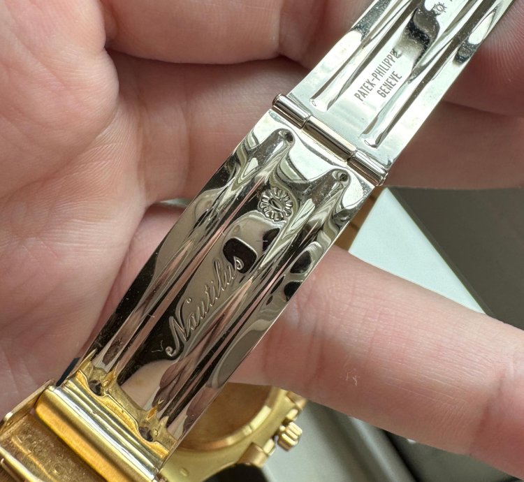 Patek Philippe Nautilus 3800j