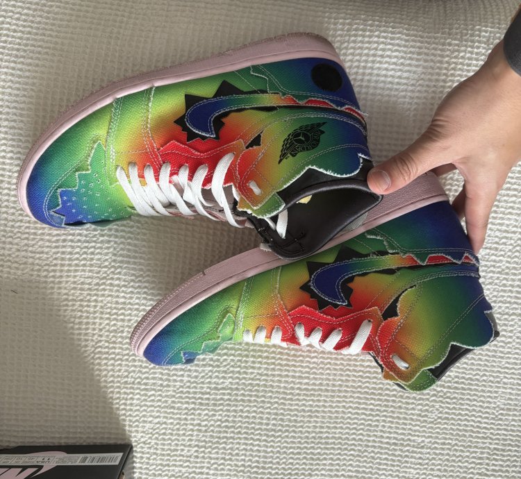 Air Jordan 1 High Balvin - 11 - Barely Worn