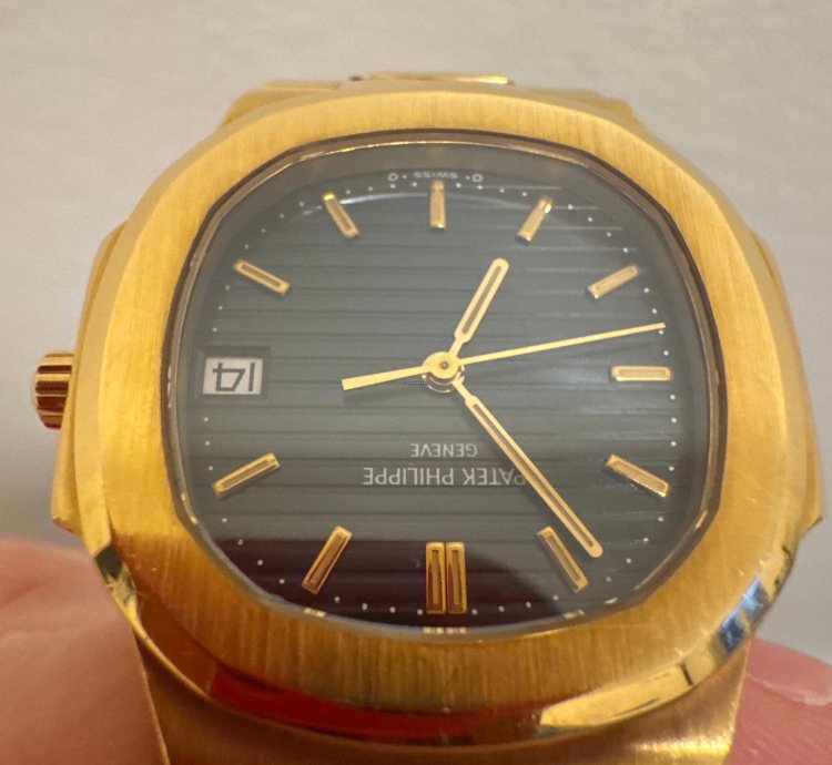 Patek Philippe Nautilus 3900 Full Set Yellow Gold