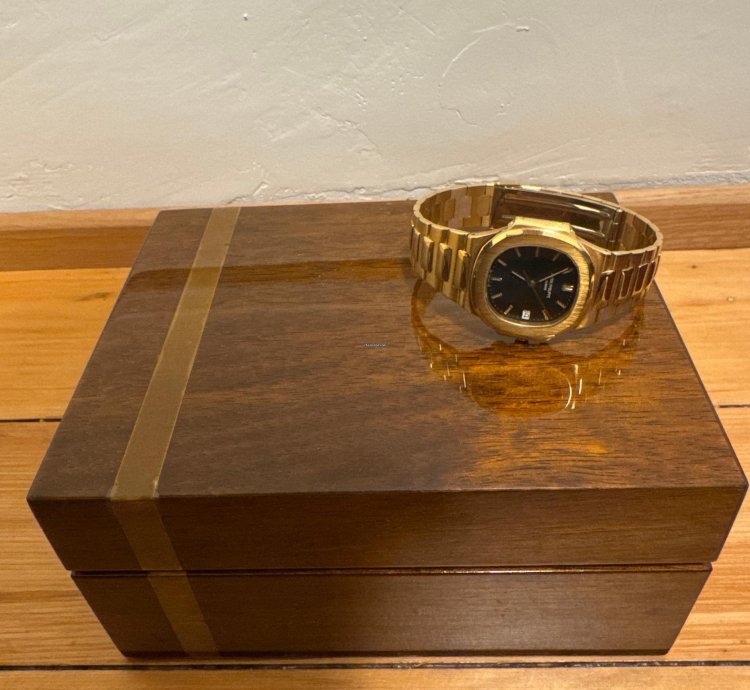 Patek Philippe Nautilus 3900 Full Set Yellow Gold