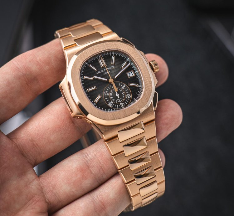 Patek Philippe Nautilus 40 5mm Ref 5980 1r-001