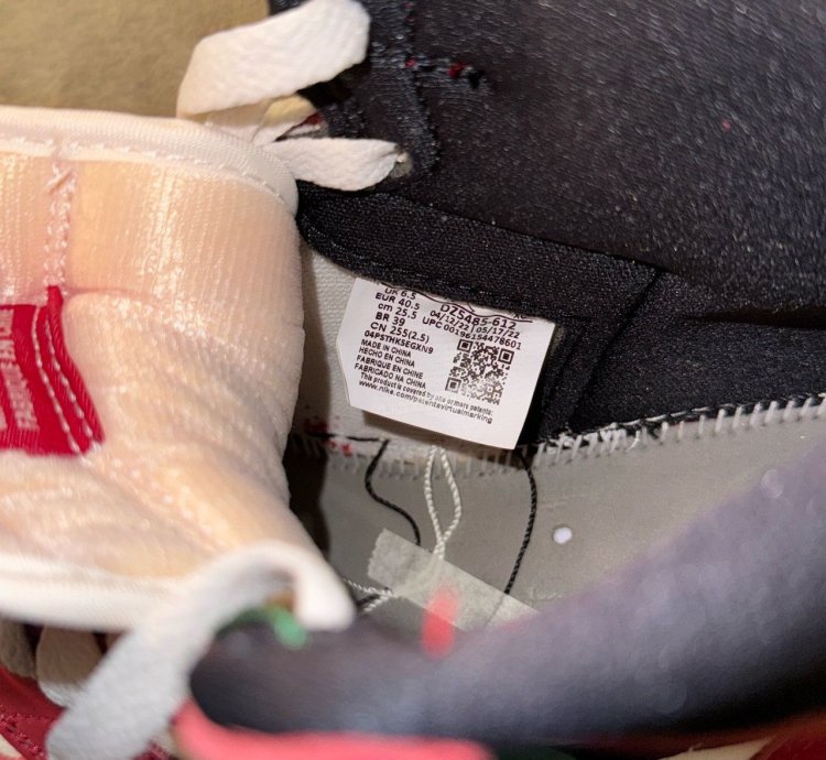 Air Jordan 1 Lost And Found