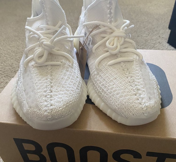 Yeezy 350 V2 Bone