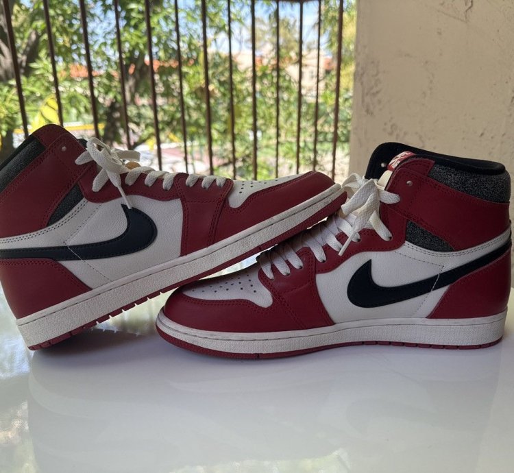 Air Jordan 1 Lost And Found Chicago