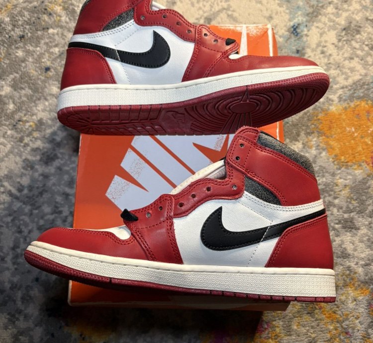 Air Jordan 1 Lost And Found Size 9 5