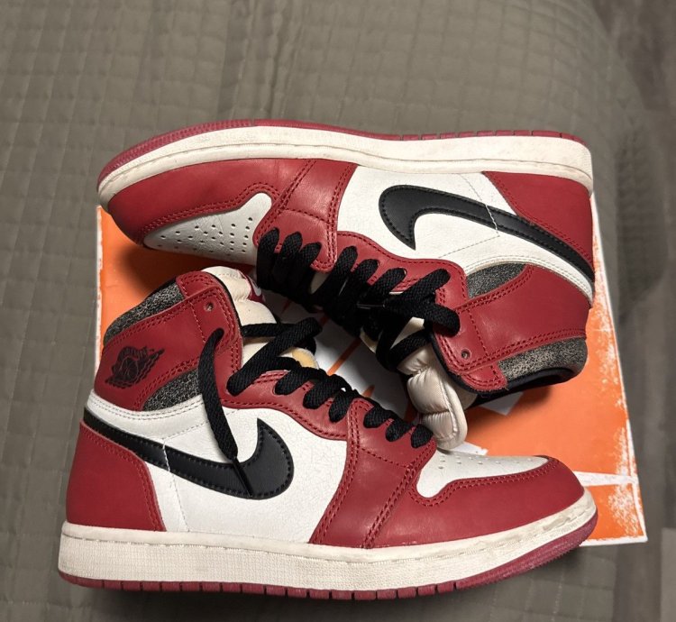 Air Jordan 1 Lost And Founds