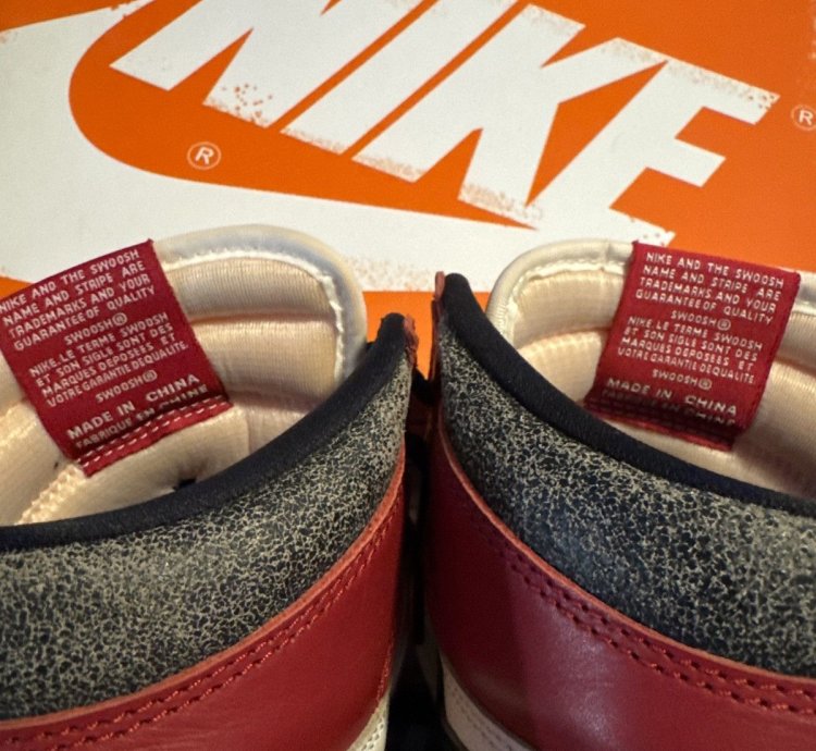 Air Jordan 1 Lost And Founds