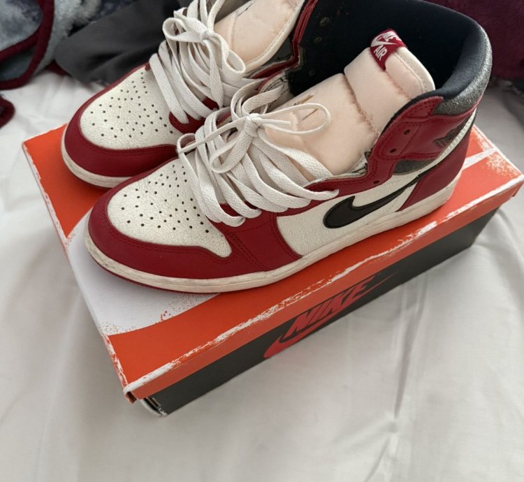 Air Jordan 1 Lost Founds