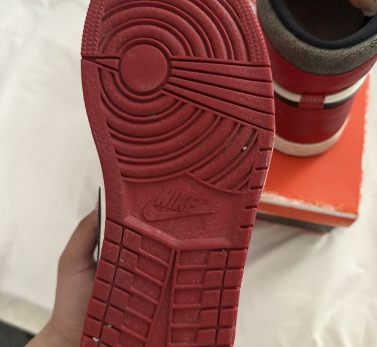 Air Jordan 1 Lost Founds