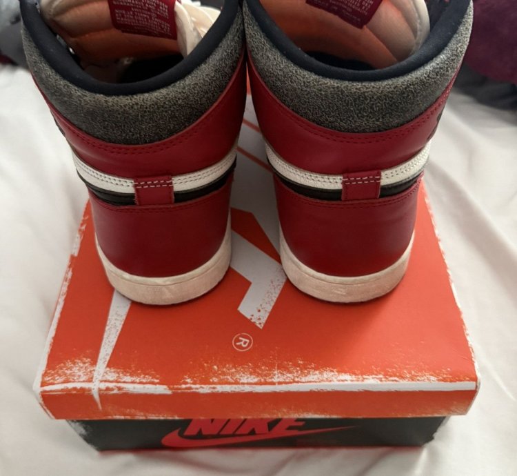 Air Jordan 1 Lost Founds