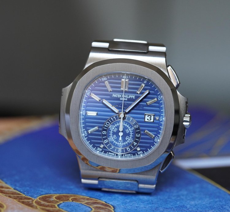 Patek Philippe Nautilus 40th Anniversary Chronograph Ltd Edition - 5976 1g