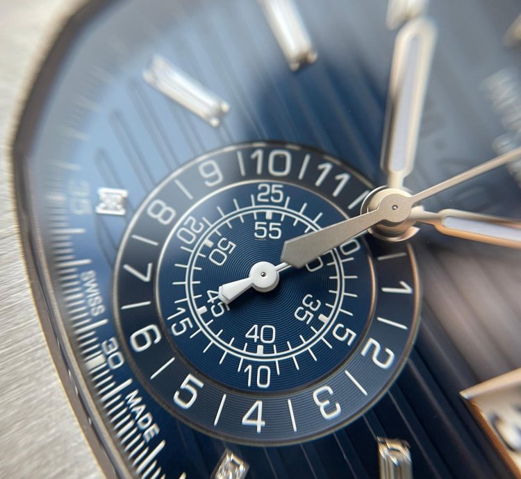 Patek Philippe Nautilus 40th Anniversary Chronograph Ltd Edition - 5976 1g
