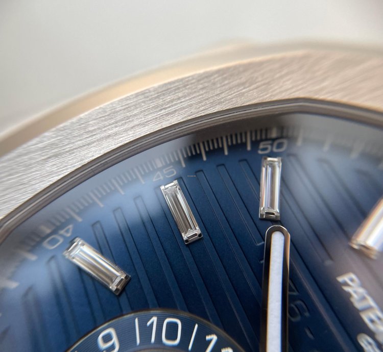 Patek Philippe Nautilus 40th Anniversary Chronograph Ltd Edition - 5976 1g