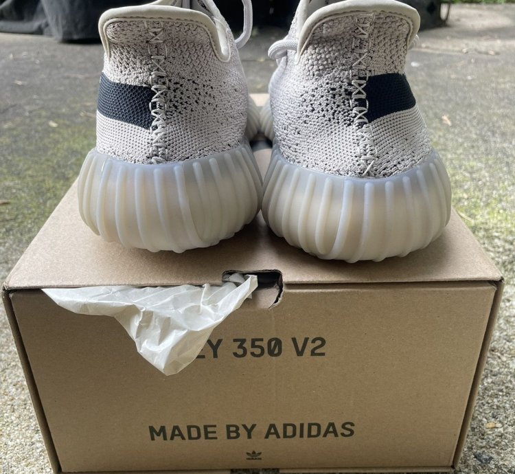 Yeezy 350 V2 Slate