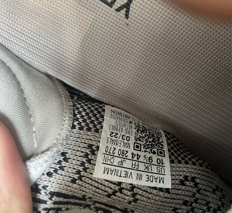 Yeezy 350 V2 Slate