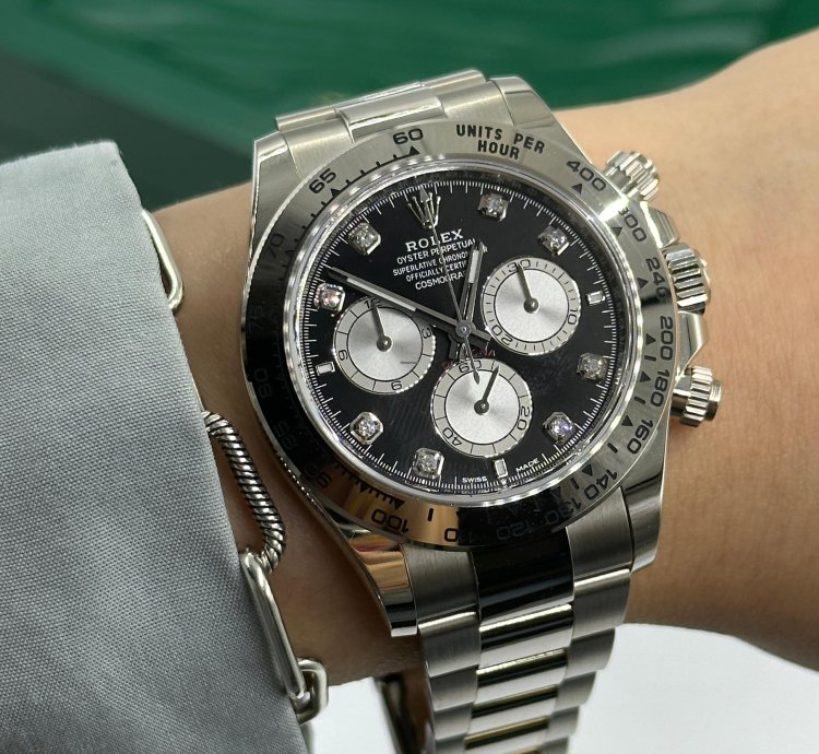 Rolex Daytona Cosmograph Daytona 126509-0002 Diamonds Black