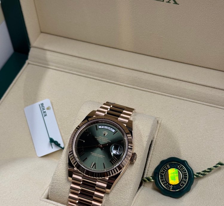 Rolex Day-date 40 40mm - 228235 - Olive Dial - Anniversary - 2024 - Rose Gold
