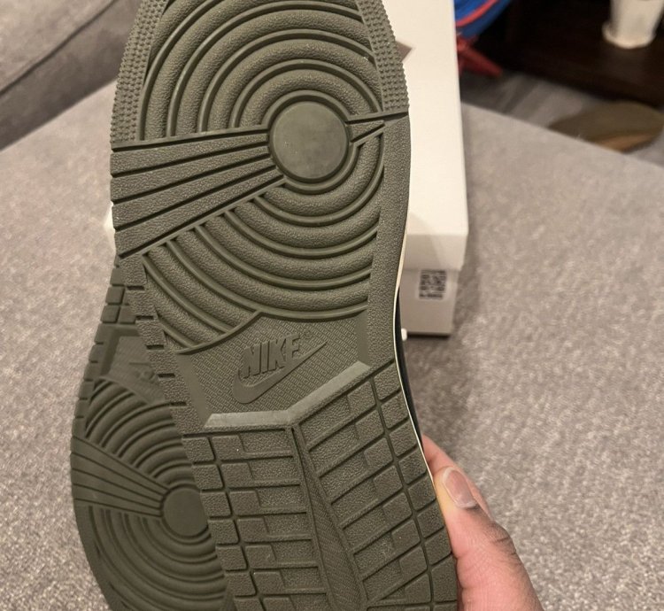 Air Jordan 1 Low Og Sp Travis Scott Reverse Medium Olive