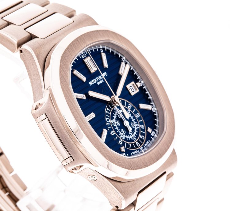 Patek Philippe Nautilus 44 White Gold 40th Anniversary 5976 1g-001 Like New 2017 Full Set