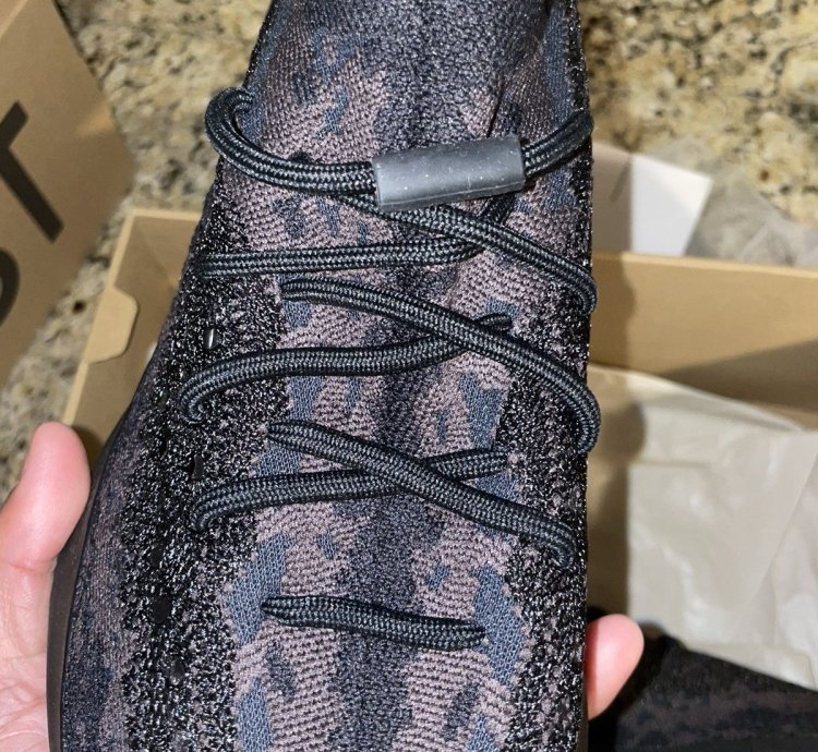 Yeezy 380 Onyx non Reflective