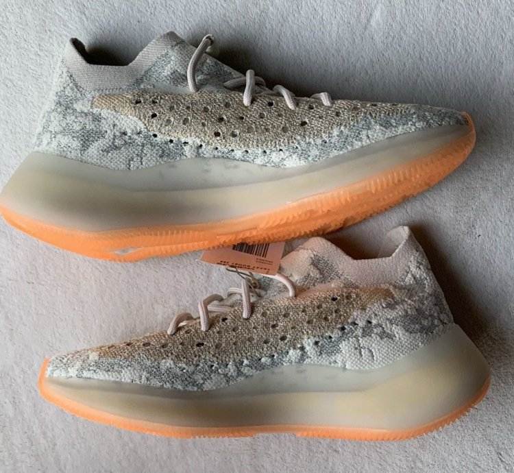 Yeezy 380 Yecoraite Reflective Asia Rare Size 10