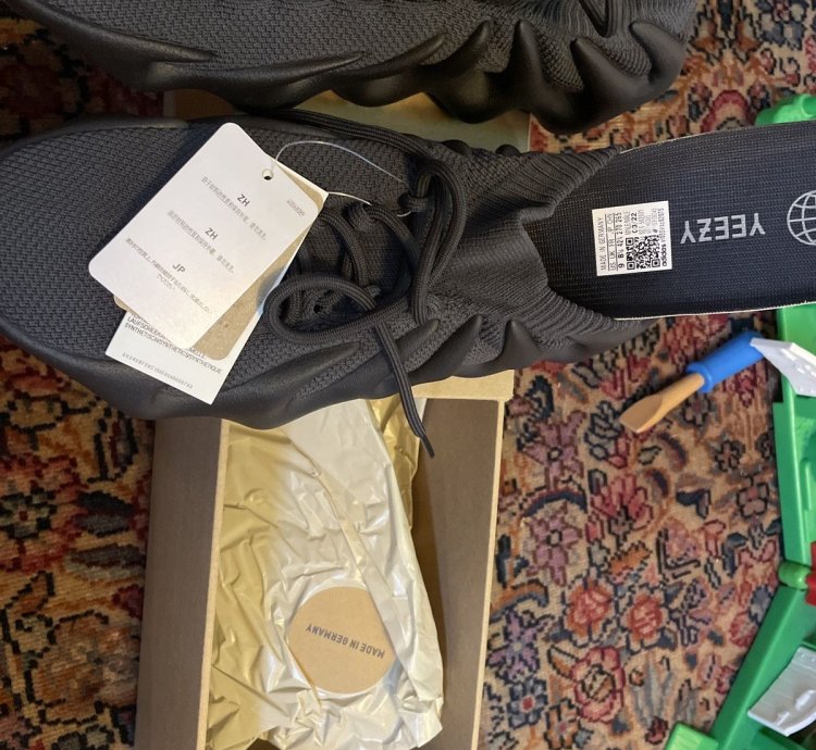 Yeezy 450 Black