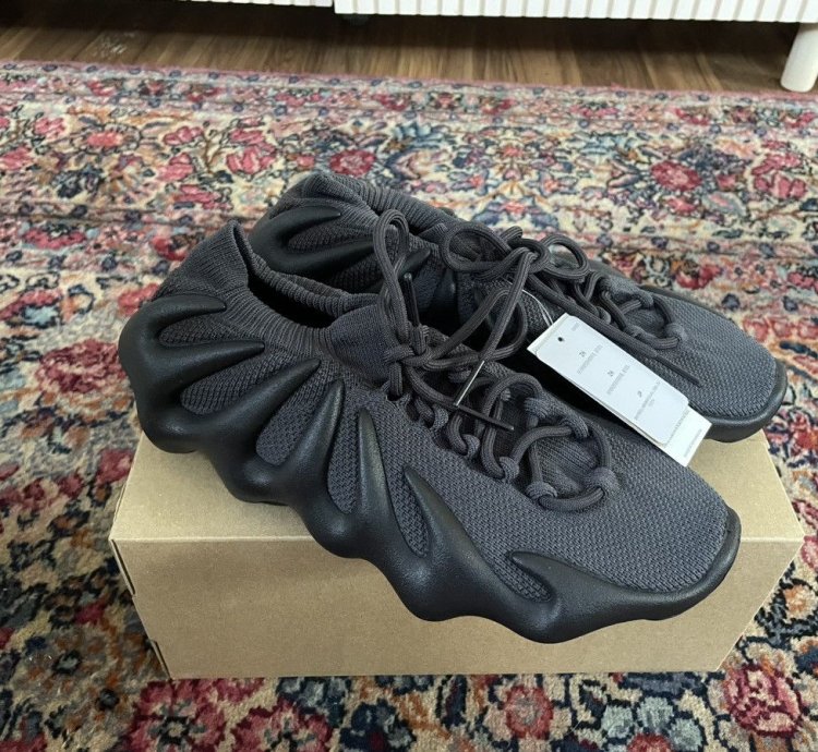 Yeezy 450 Black