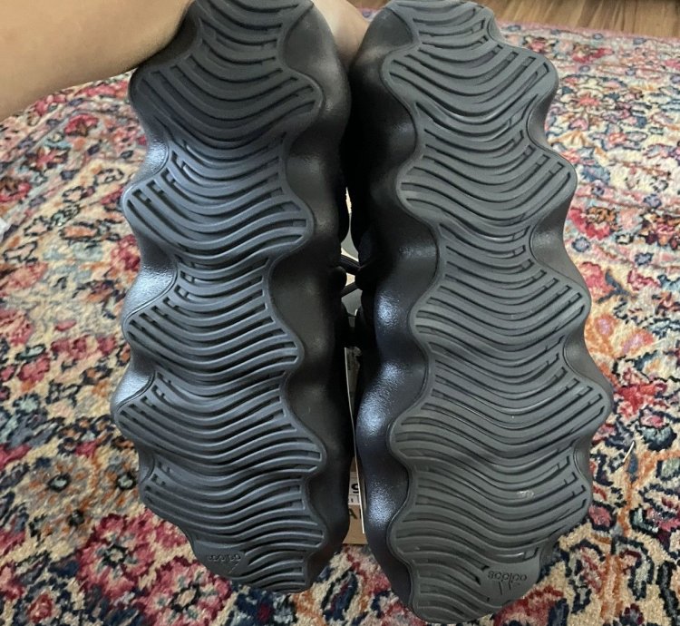 Yeezy 450 Black