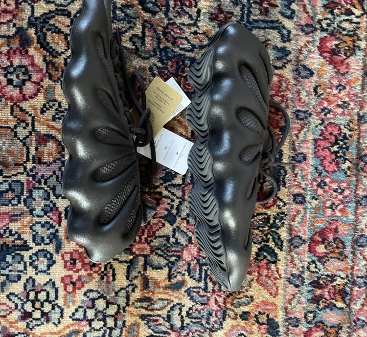 Yeezy 450 Black