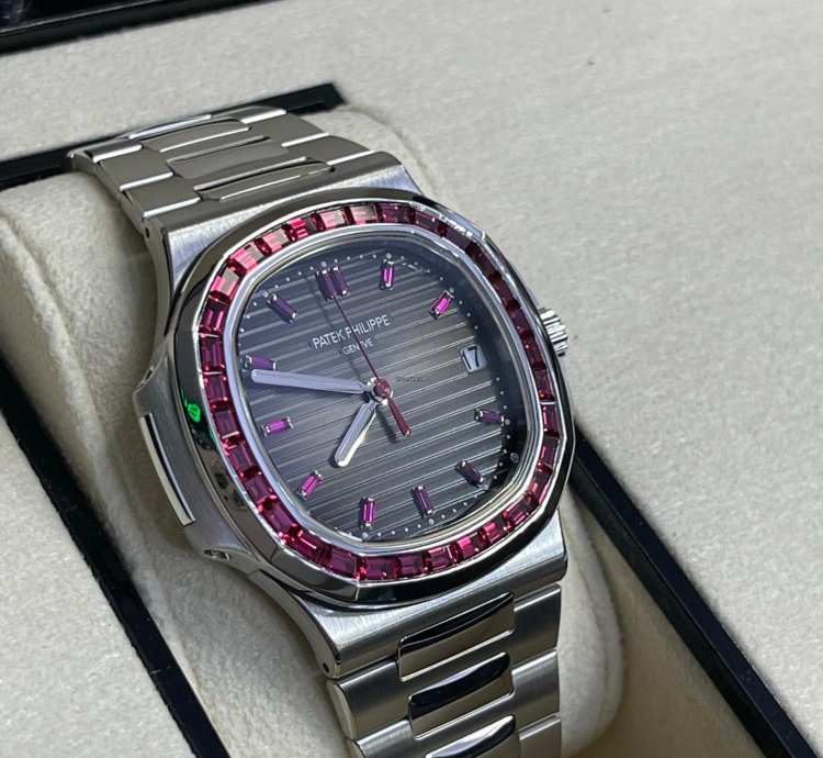 Patek Philippe Nautilus 5711 112p-010 Platinum Nautilus With Ruby Diamonds Unworn