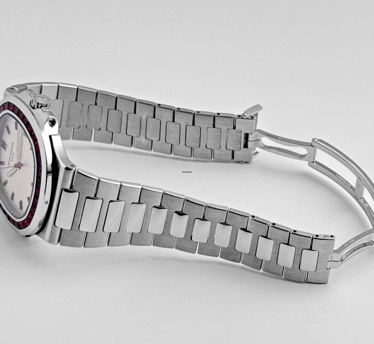 Patek Philippe Nautilus 5711 112p-010 Platinum White Dial Ruby Bezel