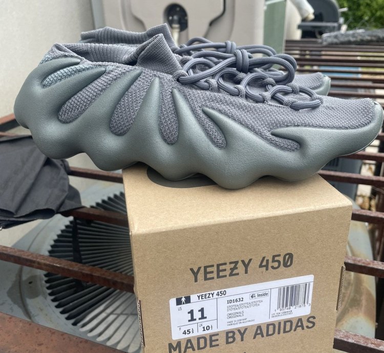 Yeezy 450 Originals