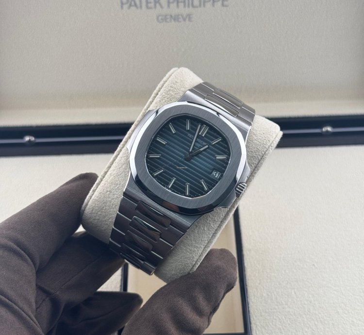 Patek Philippe Nautilus 5711 1a
