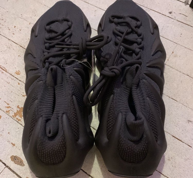 Yeezy 450 Utility Black Sz 11 5 Ds