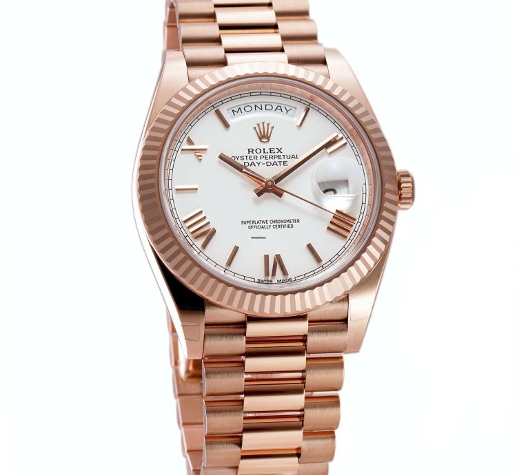 Rolex Day-date 40 40mm 18k Everose Gold President White Roman Dial